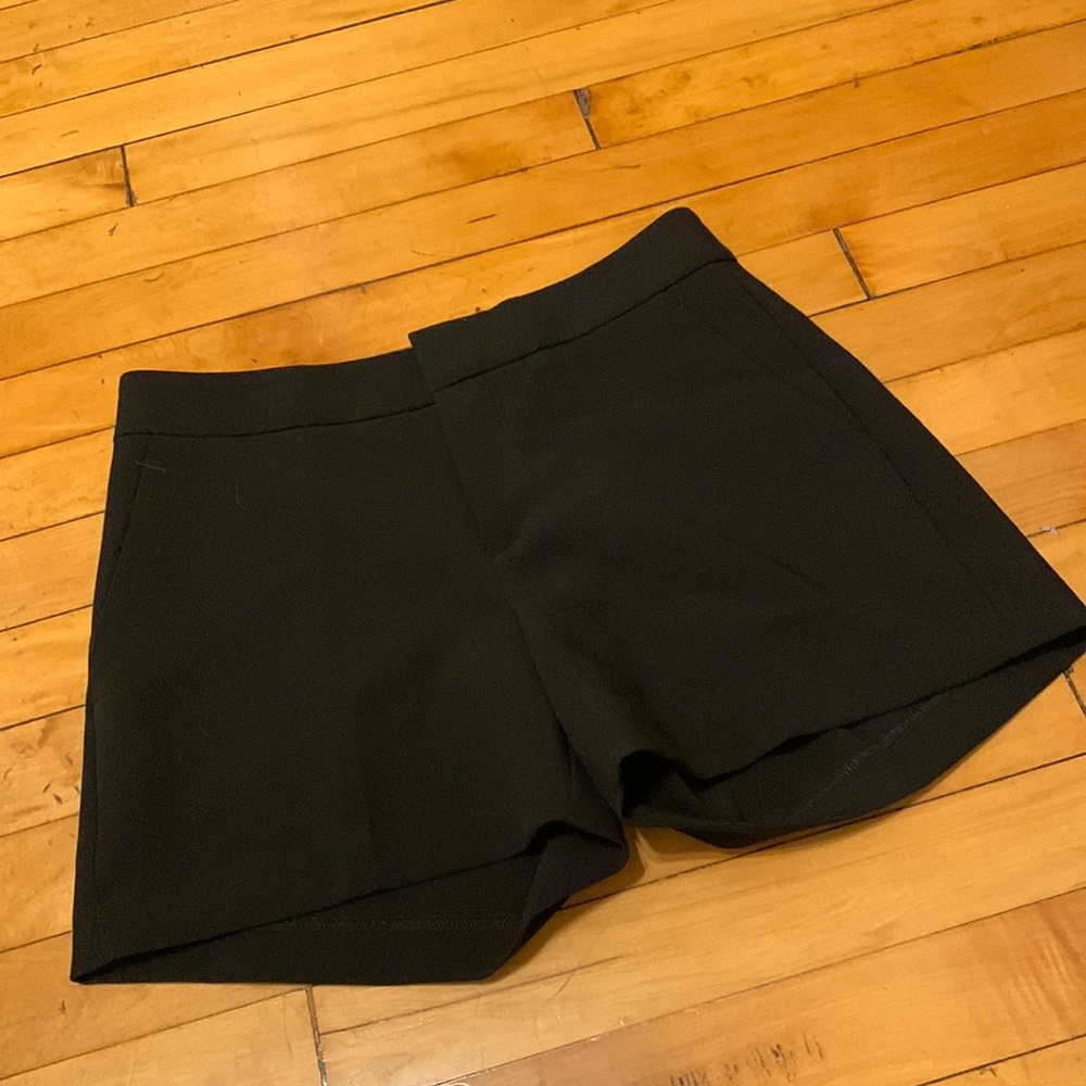 Mid length shorts